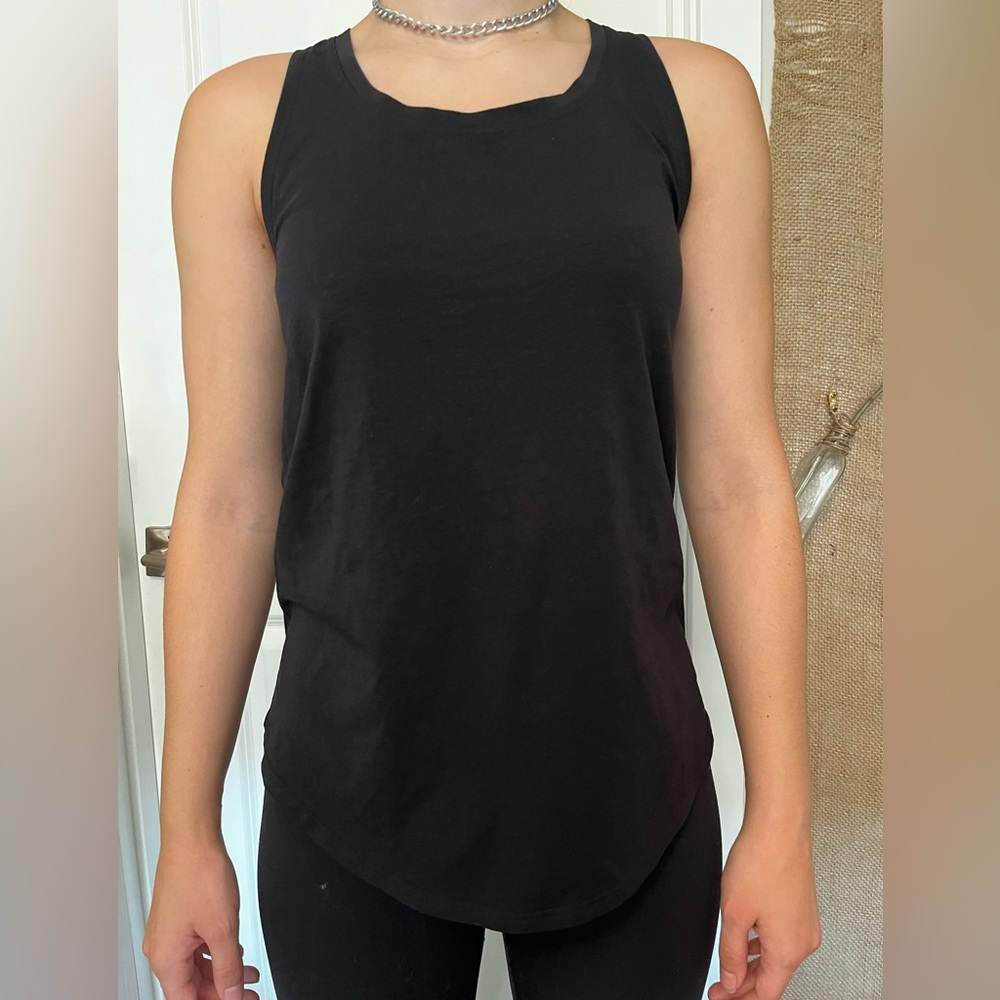 Black lululemon athletic tank top